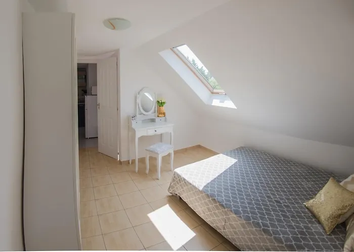 Dorothy * שיופוק